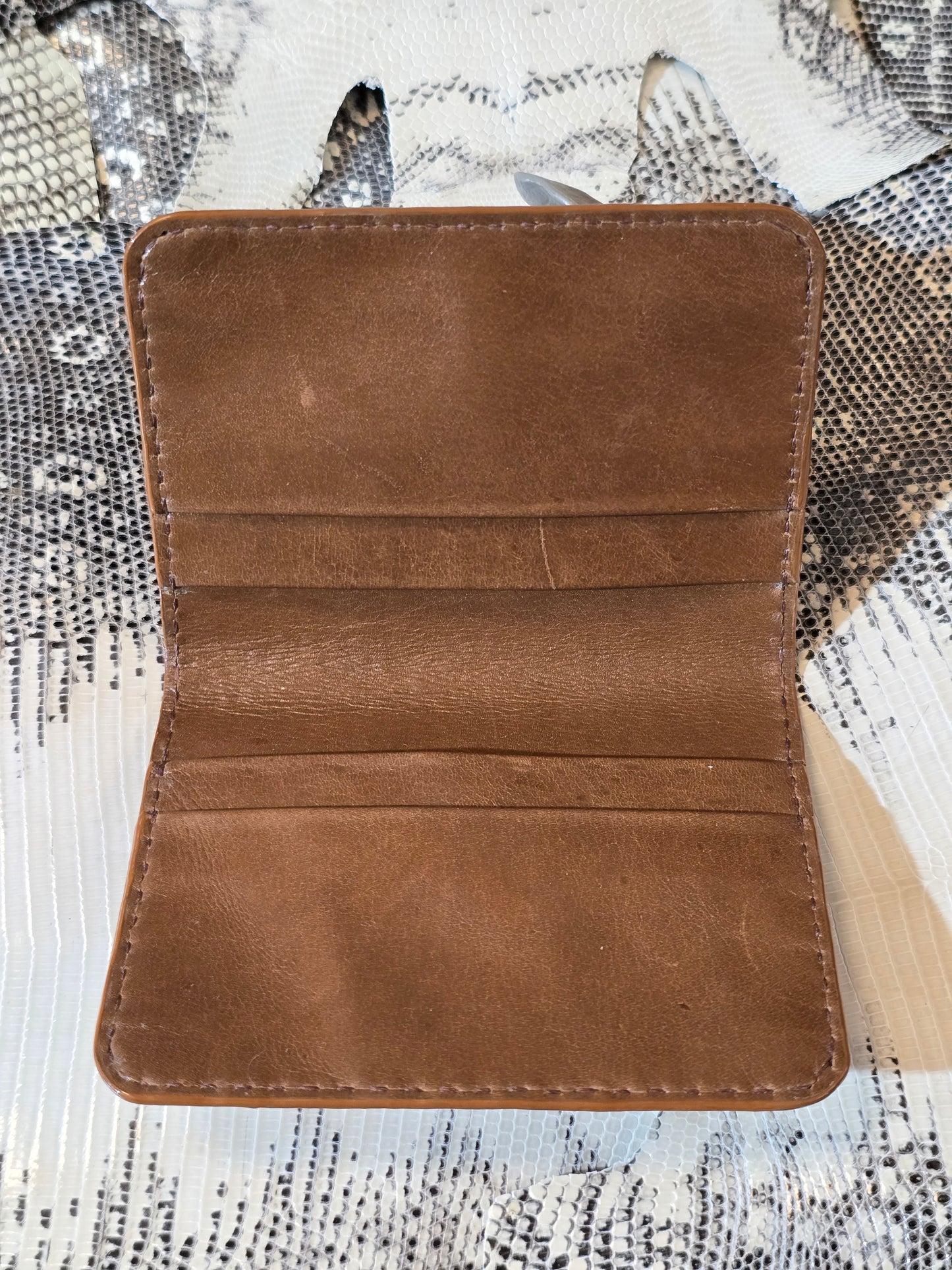 Tan Lizard Folding Card Holder