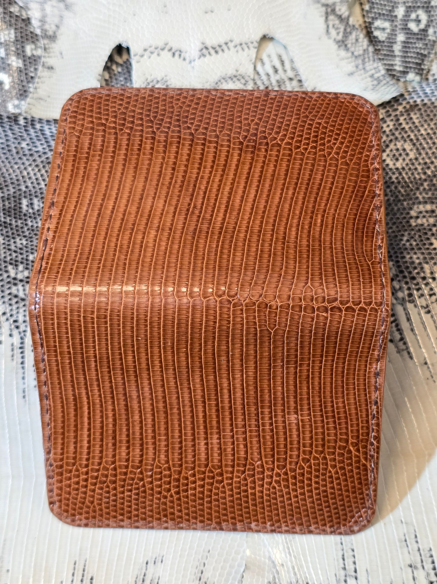 Tan Lizard Folding Card Holder