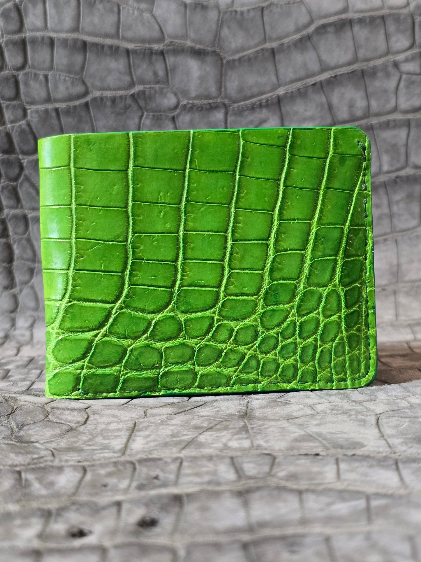 Green Long Bi Fold Wallet With 6 Pockets