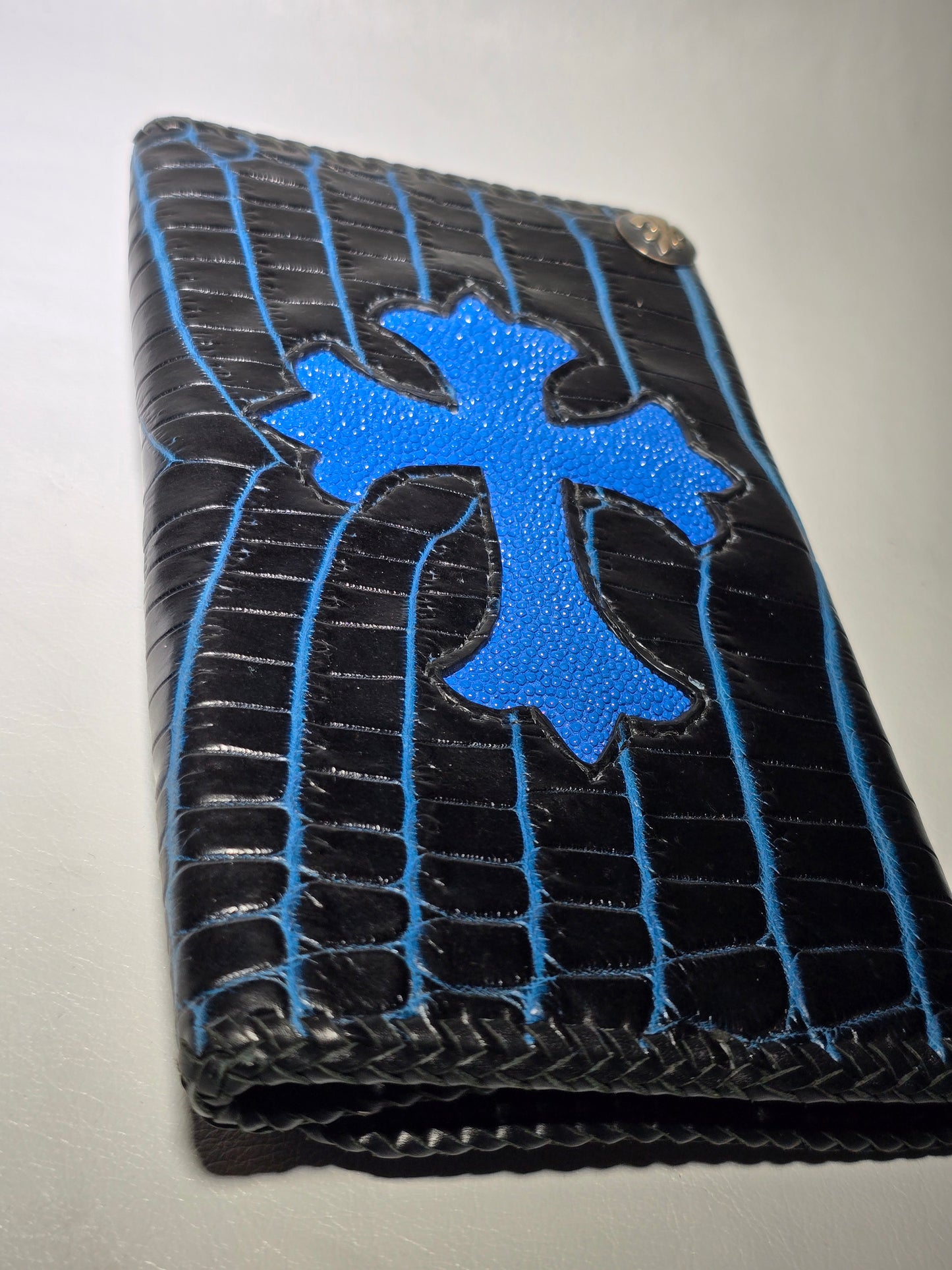 Crocodile Large Biker Minimalist with Stingray Inlay