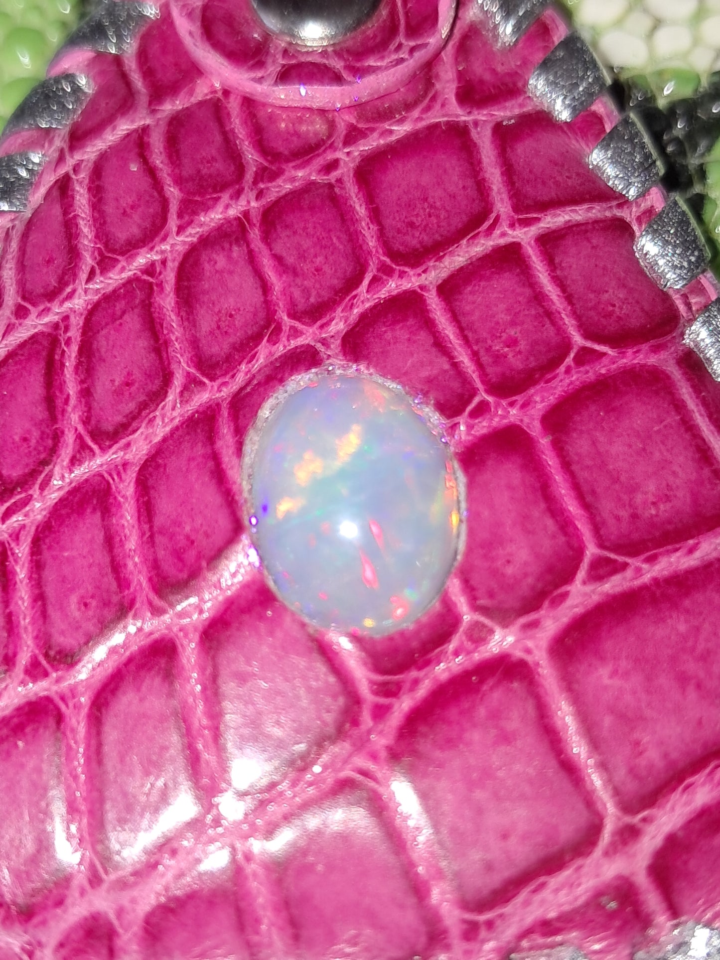 Welo Opal Crocodile Key Chain