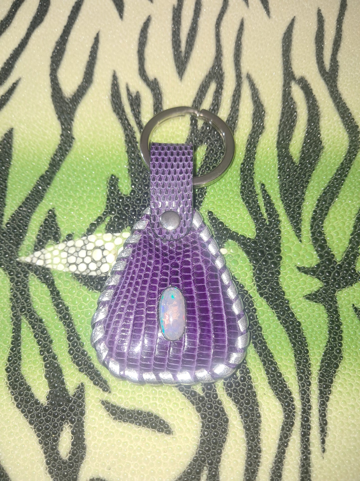 Welo Opal Lizard Key Chain